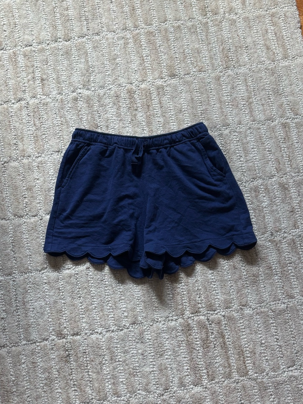 Vineyard Vines Navy Scalloped Hem Pull-On Skort